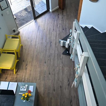 Atlantic Oasis Guest House Тейбл-Вью Экстерьер фото